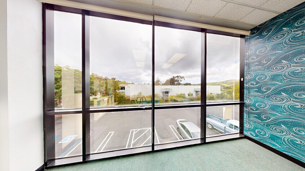 More Photos Of 1000 Calle Amanecer, San Clemente Light Manufacturing For Sale