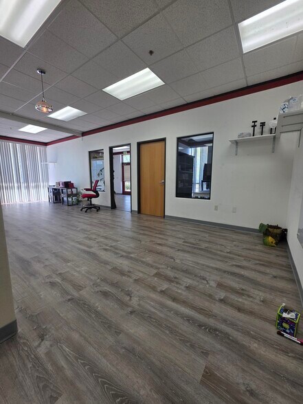 More Photos Of 4470 Yankee Hill Rd, Rocklin Flex For Lease