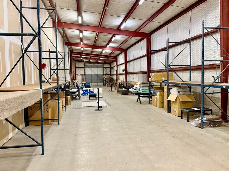 More Photos Of 6931 San Pedro Ave, San Antonio Freestanding For Lease