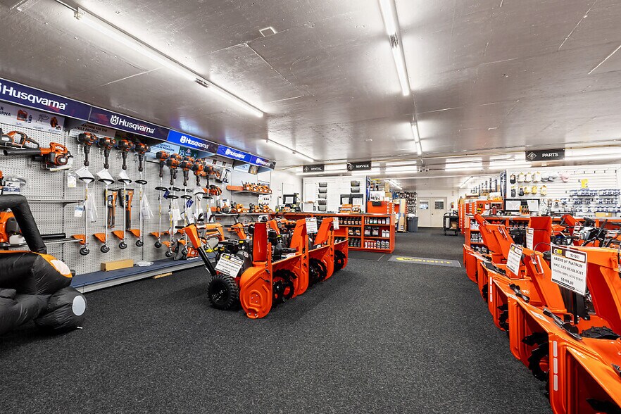 More Photos Of 350 Upper Main St, Fairfield Industrial For Sale