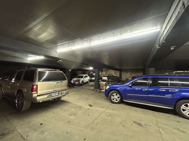More Photos Of 1948 E 71st Pl, Chicago Manufacturing For Sale