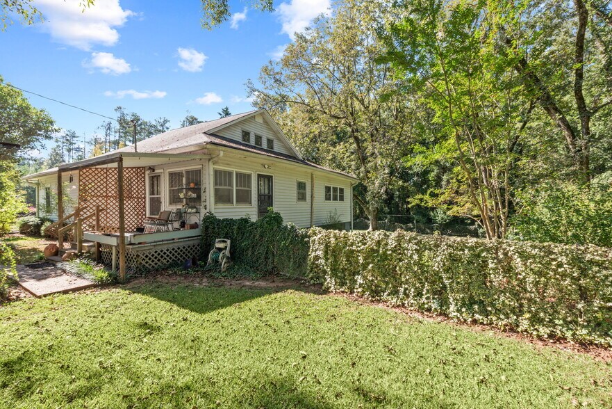 More Photos Of 1556 Highway 29 N, Newnan Office Residential For Sale