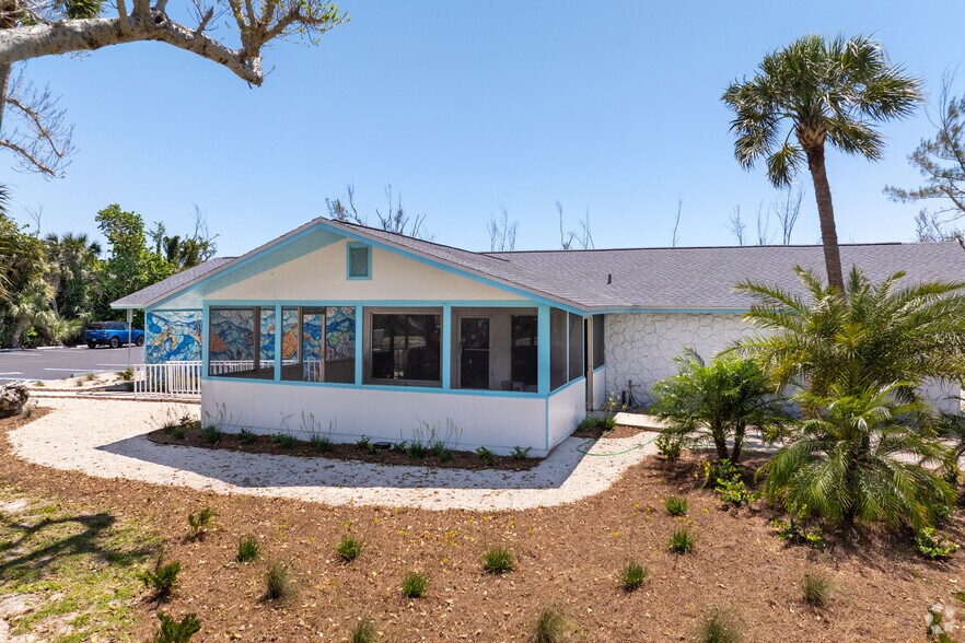 More Photos Of 4301 Sanibel Captiva Rd, Sanibel Medical For Lease