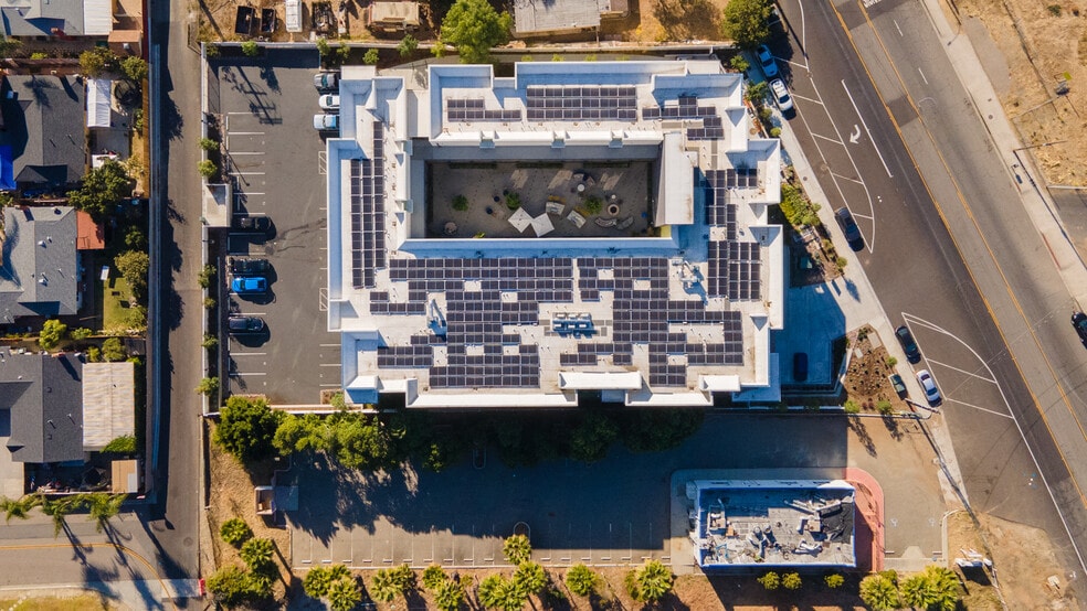 More Photos Of 1559 N Santa Fe Ave, Vista Apartments For Sale