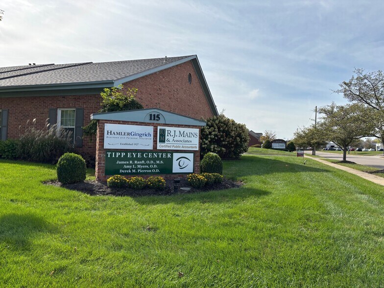 More Photos Of 115 S Tippecanoe Dr, Tipp City Office For Lease