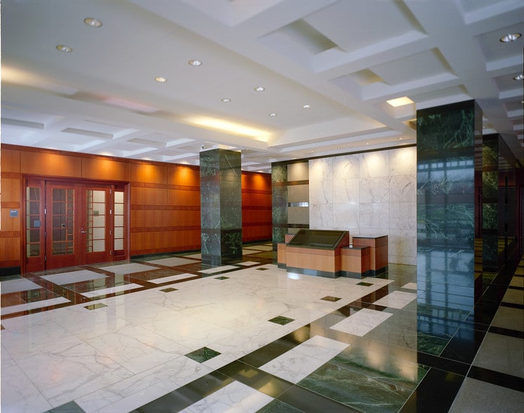 More Photos Of 2400 Century Pky, Atlanta Office For Lease