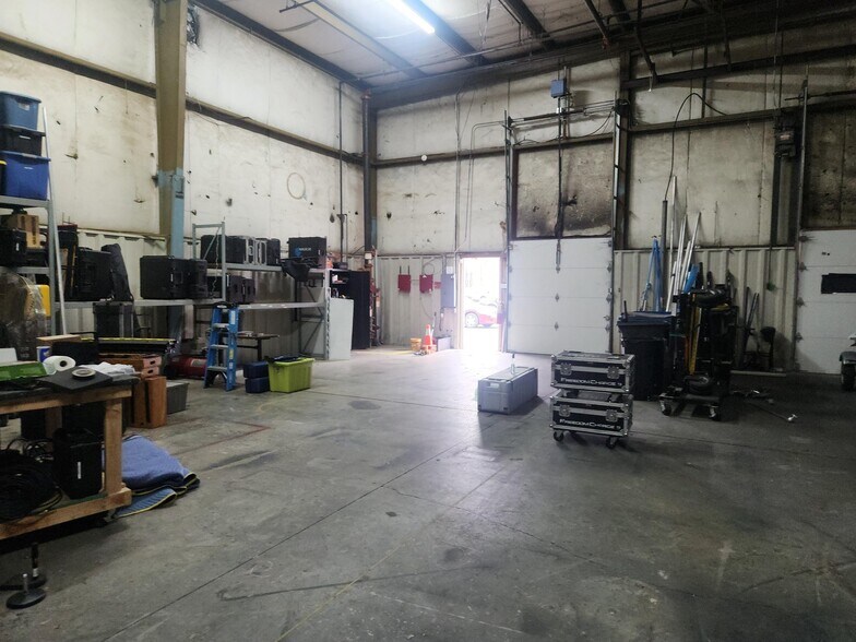 More Photos Of 501 NW 4th St, Evansville Industrial For Sale