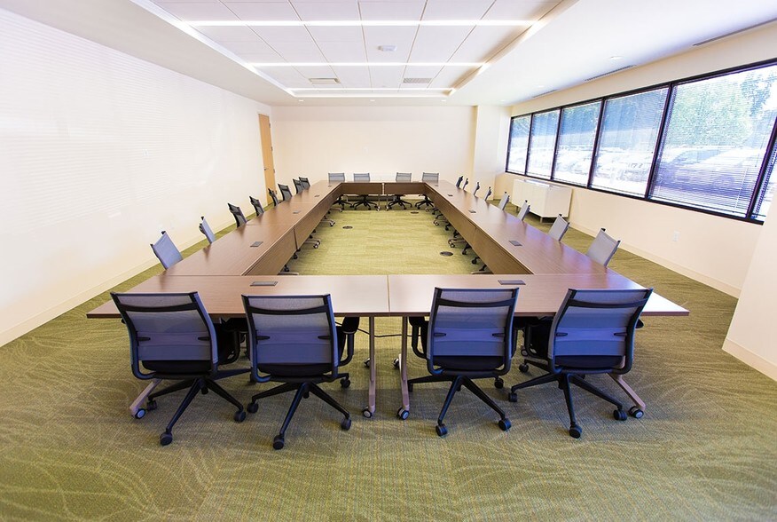 More Photos Of 1400 N Providence Rd, Media Office For Lease