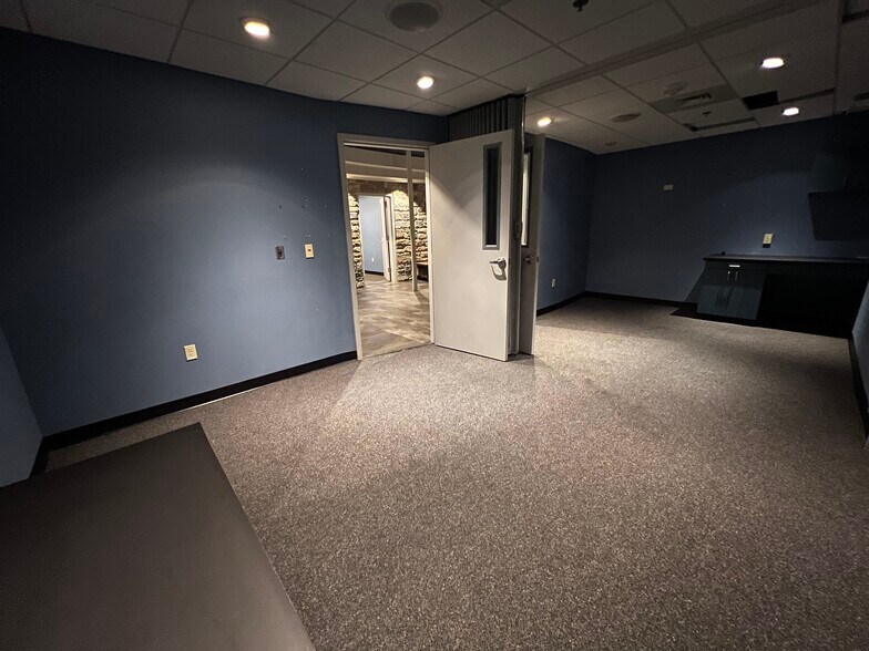 More Photos Of 613-623 N 19th St, Allentown Freestanding For Lease