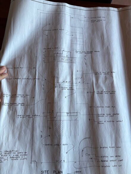 More Photos Of 11305 Hickman Mills Dr, Kansas City Office For Sale