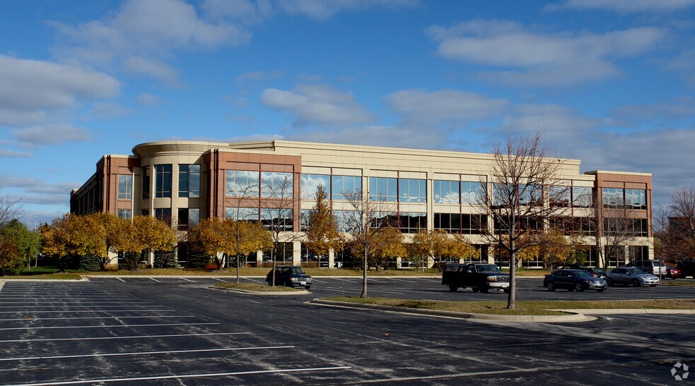 More Photos Of 600 N Field Dr, Lake Forest Business Park For Sale