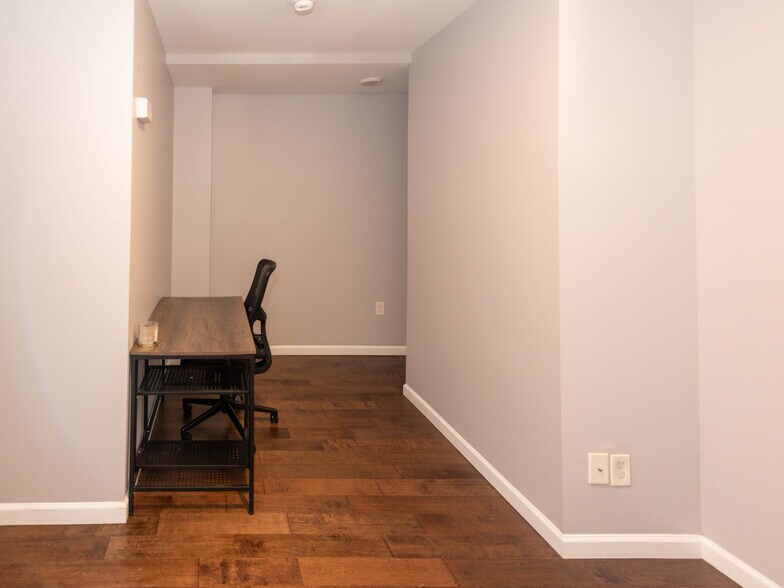 More Photos Of 2432 N Calvert St, Baltimore Apartments For Sale