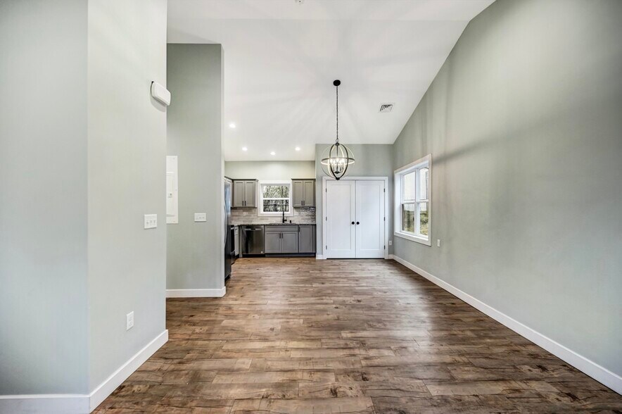 More Photos Of , Scranton Multifamily For Sale