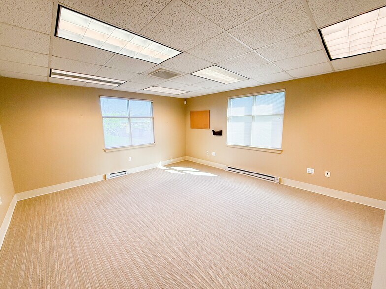 More Photos Of 723 Broad St, Duncansville Office For Lease