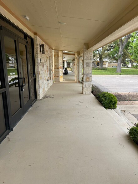 More Photos Of 3001 Joe Dimaggio Blvd, Round Rock General Retail For Sale