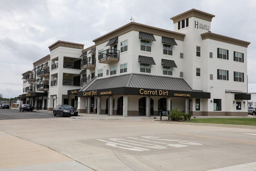 More Photos Of 7209-7309 Chad Colley Blvd, Barling Restaurant For Lease