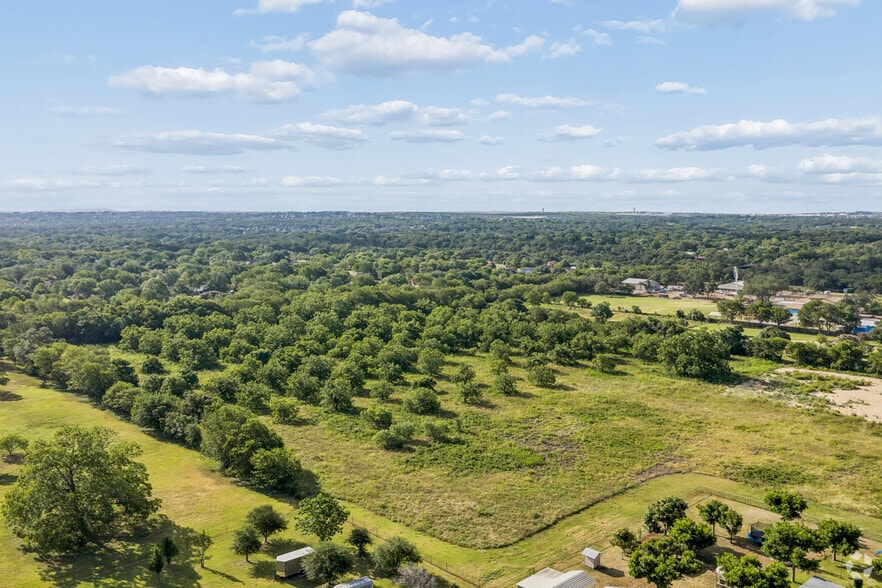 More Photos Of 12905 Lowden Ln, Manchaca Land For Sale