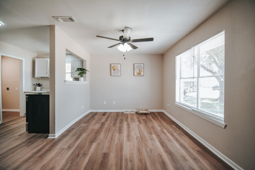 More Photos Of 108 108, 112, 118 & 120 Milann St, Victoria Apartments For Sale