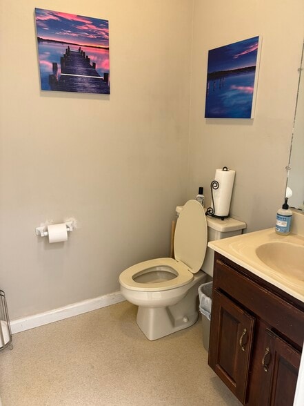 More Photos Of 434-440 Route 134, Dennis Medical For Sale