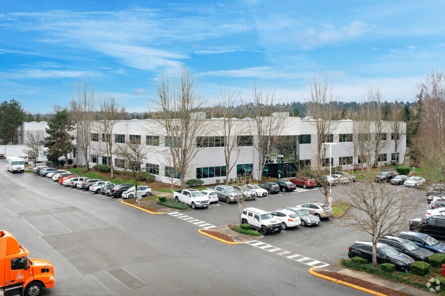 More Photos Of 6111 S 228th St, Kent Warehouse For Lease