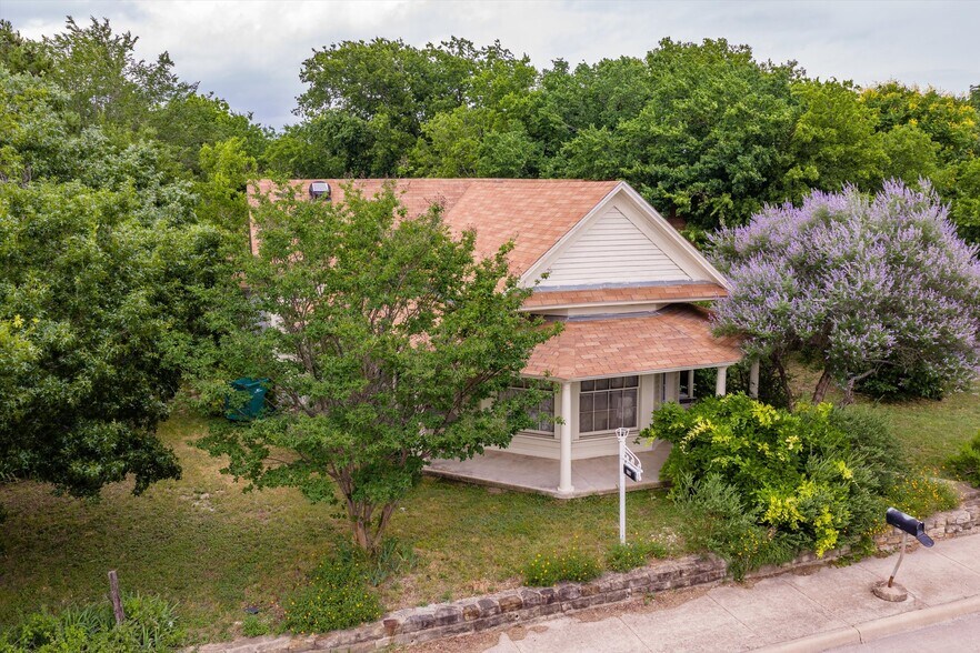 More Photos Of 1007 W Belt Line Rd, Cedar Hill Land For Sale