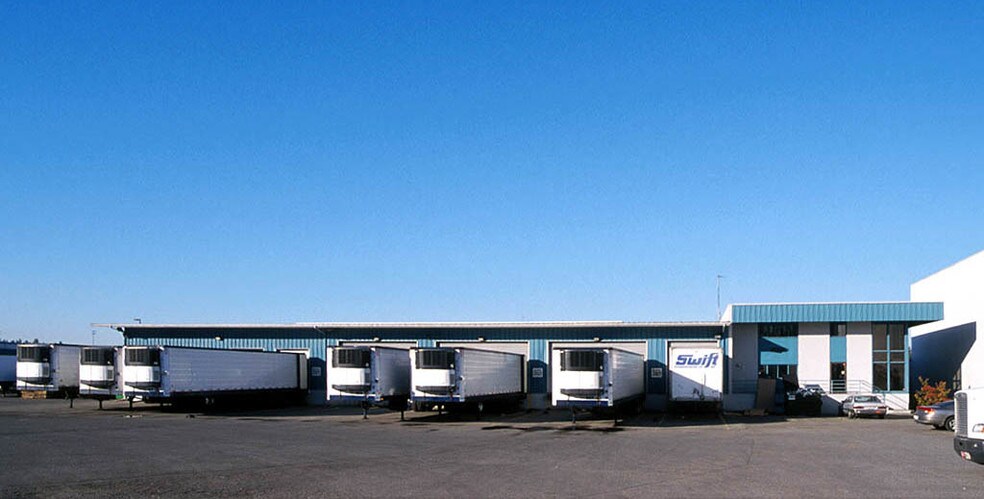 More Photos Of 3600 S 124th St, Tukwila Truck Terminal For Lease