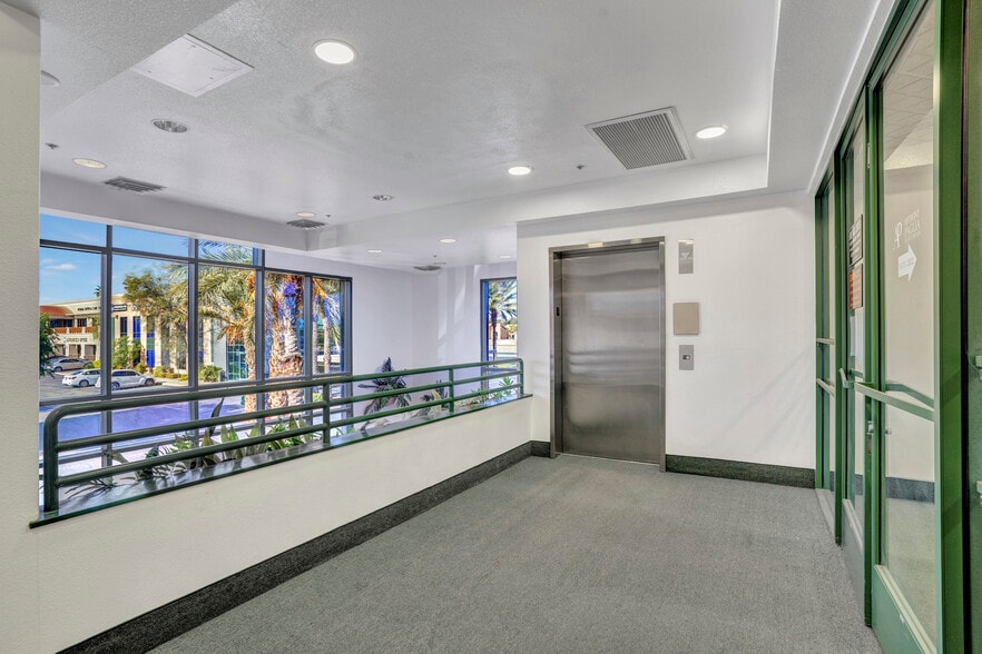 More Photos Of 1397 Galleria Dr, Henderson Medical For Lease