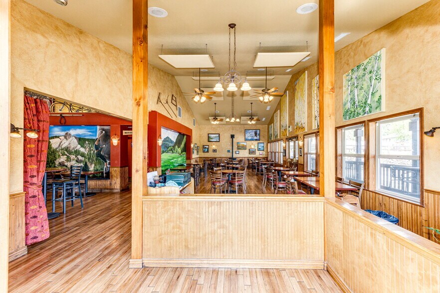 More Photos Of 16940 Pine Valley Rd, Pine Restaurant For Sale