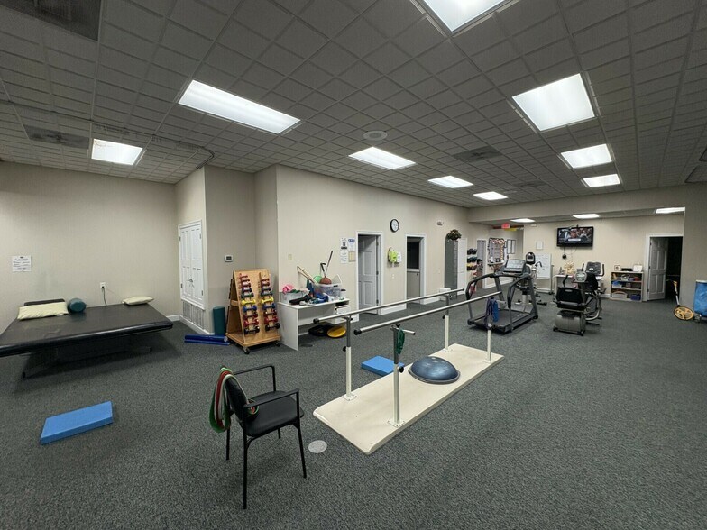 More Photos Of 550 Highway 85 N, Niceville Medical For Lease