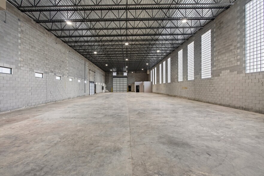 More Photos Of 1030 Tennessee Blvd, Lebanon Manufacturing For Lease