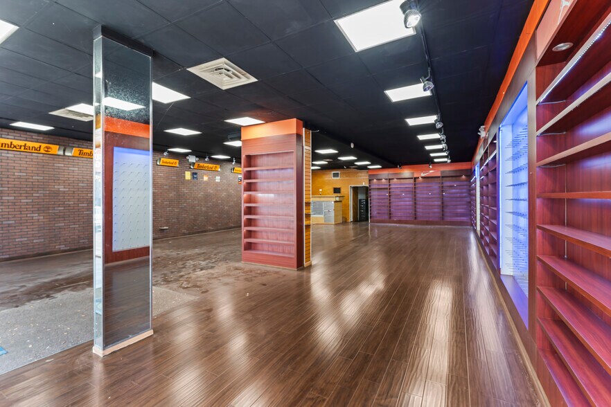 More Photos Of 65 S 4th Ave, Mount Vernon Storefront For Sale