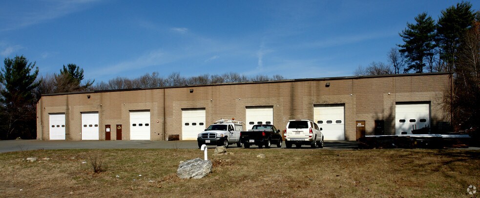 More Photos Of 662 Clark Rd, Tewksbury Warehouse For Lease