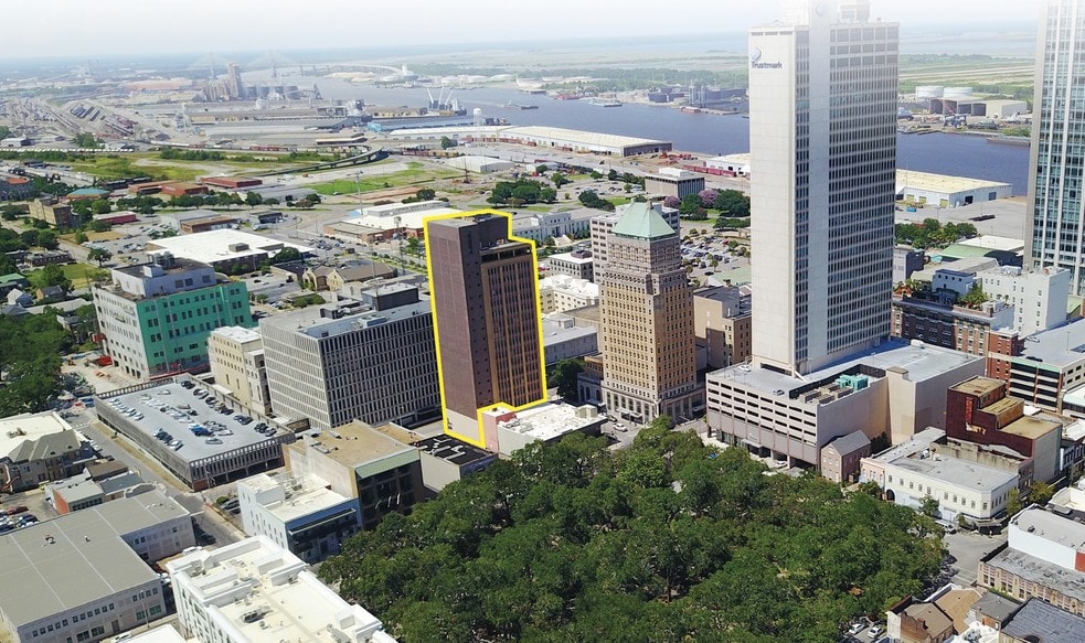 More Photos Of 61 St. Joseph St, Mobile Office For Lease