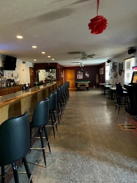 More Photos Of 641 Massillon Rd, Akron Restaurant For Sale
