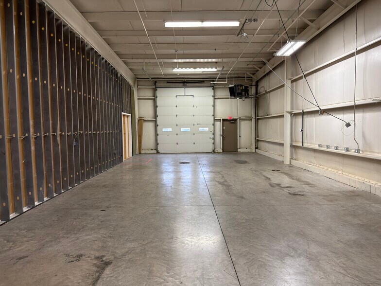 More Photos Of 11114-11158 James St, Zeeland Warehouse For Sale
