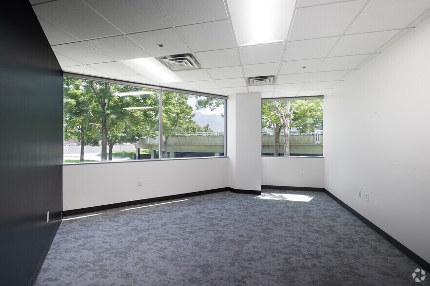 More Photos Of 6955-6965 S Union Park Ctr, Cottonwood Heights Unknown For Lease