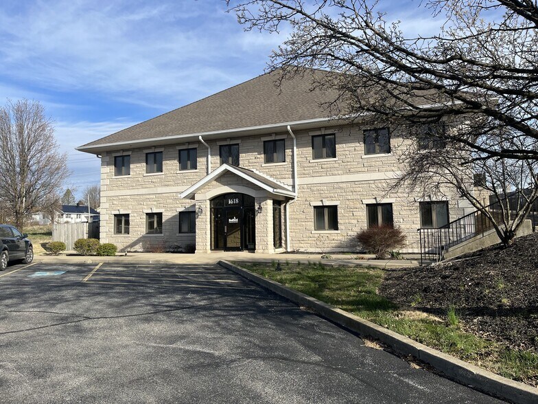 More Photos Of 1614 25th St, Bedford Medical For Lease