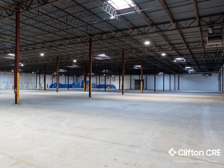 More Photos Of 50 Camptown Rd, Maplewood Warehouse For Lease
