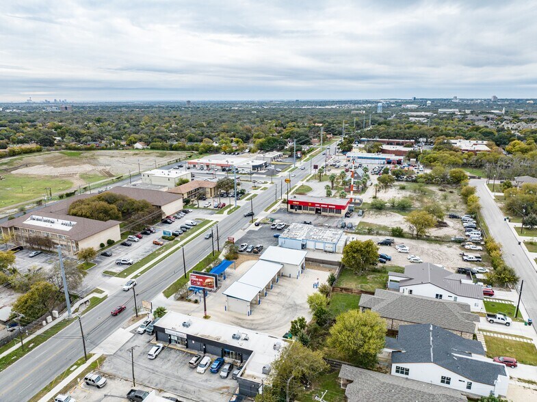More Photos Of 11303 West Ave, San Antonio Carwash For Lease