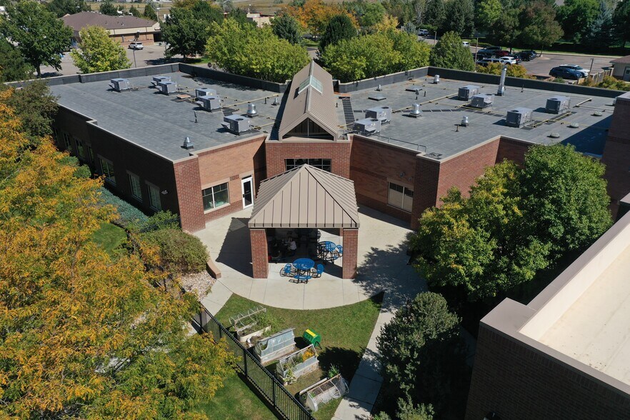 More Photos Of 7640 Westgate Dr, Windsor Office For Sale