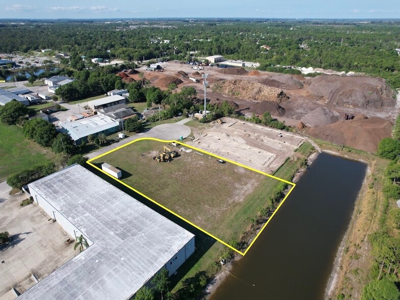 More Photos Of 5000 42nd pl, Vero Beach Industrial For Sale