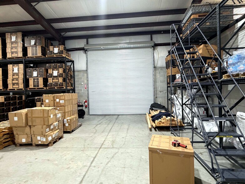 More Photos Of 4708 Lena Rd, Bradenton Warehouse For Sale