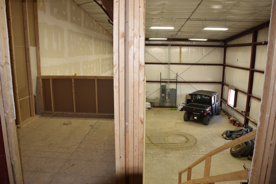 More Photos Of 13545 Bassett Ln, Williston Warehouse For Sale