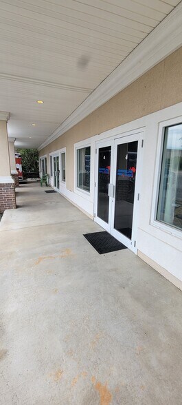 More Photos Of 452 Browns Cove Rd, Ridgeland Flex For Sale