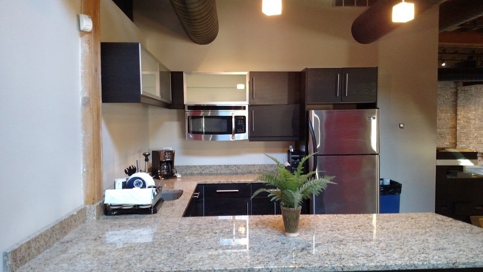 More Photos Of 216 S Jefferson St, Chicago Loft Creative Space For Sale