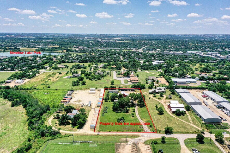 More Photos Of 11 Applegate Cir, Round Rock Distribution For Lease