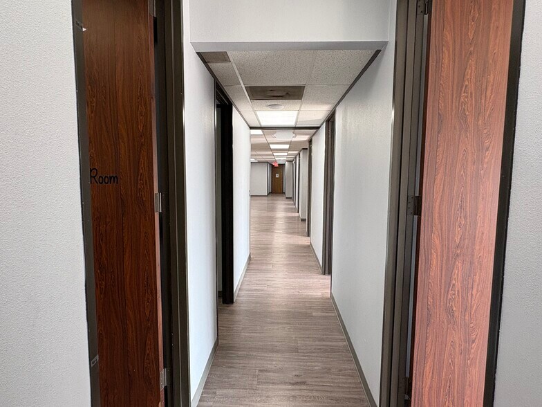 More Photos Of 1602 N Mechanic St, El Campo Land For Sale