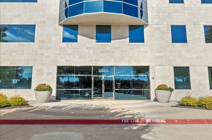 More Photos Of 2745 Dallas Pky, Plano Office For Lease