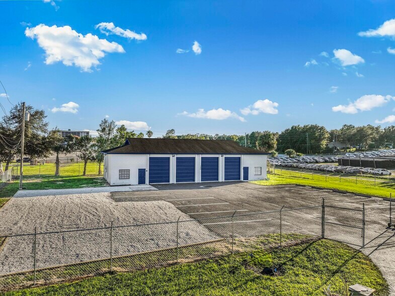 More Photos Of 170 W Mansfield St, Deland Warehouse For Lease