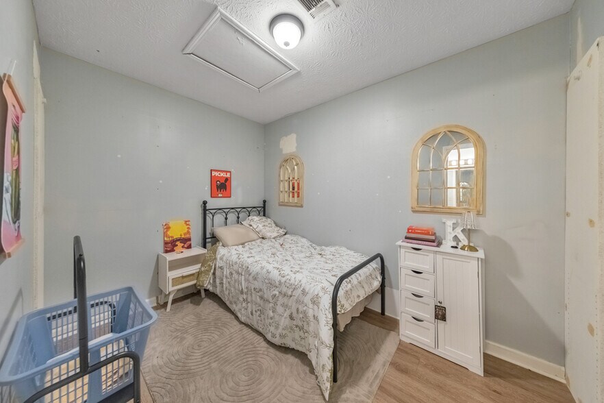 More Photos Of 2814 Briar Hill Ln SE, Conyers Multifamily For Sale